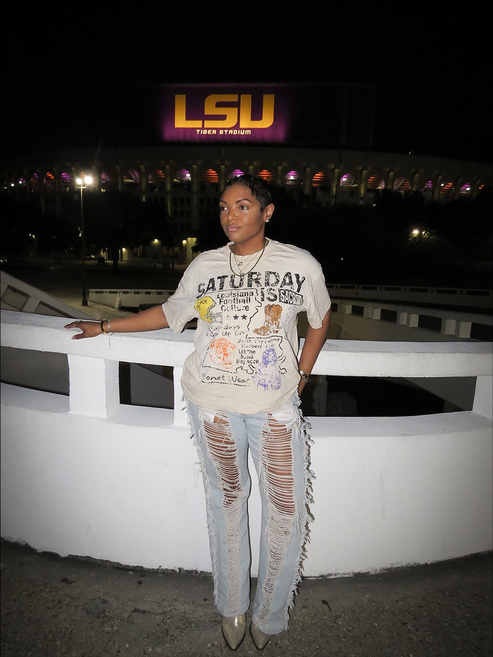 Saturday in the South Creme Tee